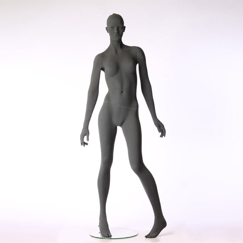 Pure – Stilisierte Damenfigur – mit raue Oberfläche – linkes Bein angewinkelt – Hindsgaul